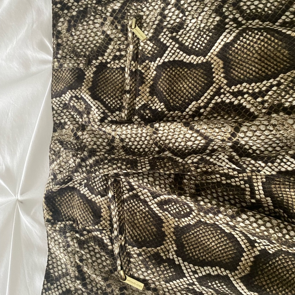 Michael Kors Python Cargo Pants - Picture 5 of 6